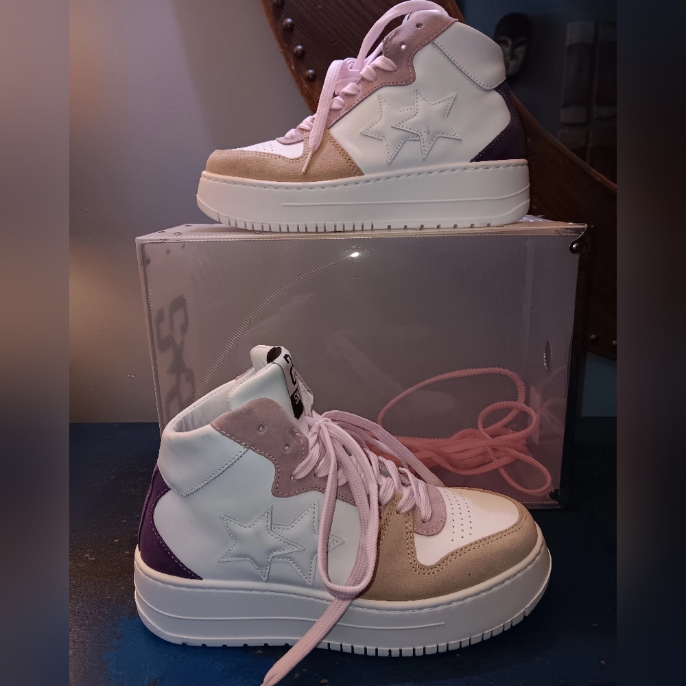 2 star platform sneakers
